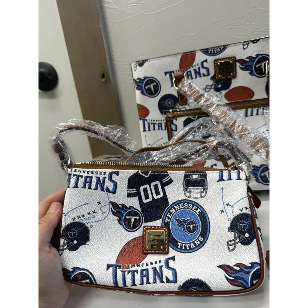 Dooney & Bourke dooney bourke